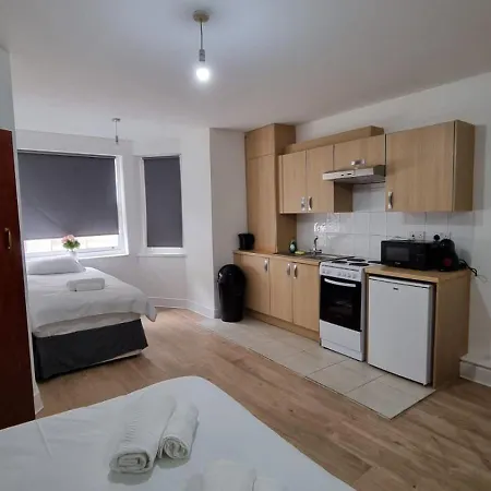 Charmstay Swiss Cottage London Exterior photo