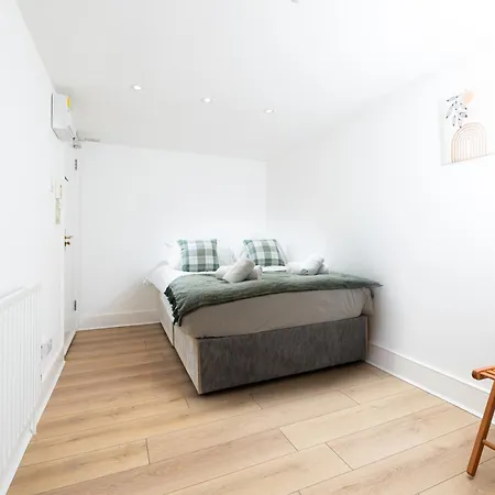 Charmstay Swiss Cottage London Exterior photo